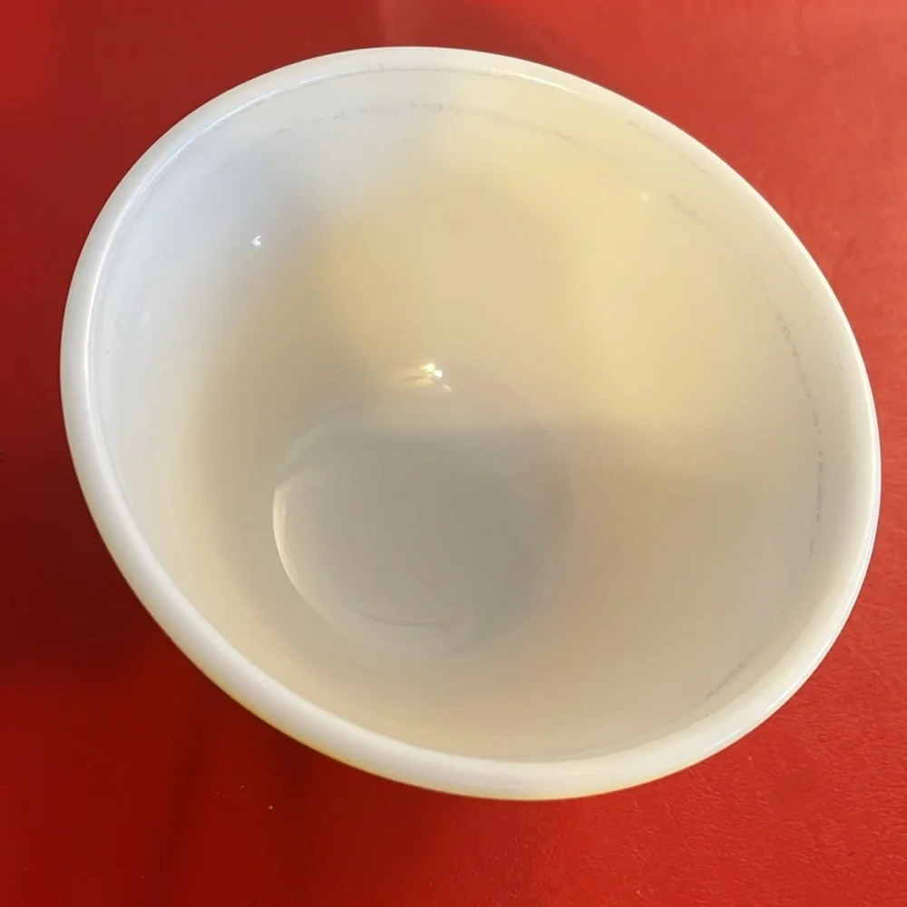 Vintage 1950s Pyrex #401 Primary Yellow Nesting Mixing 1 1/2 PT